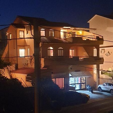 Apartments Damir 2838 洛帕 外观 照片